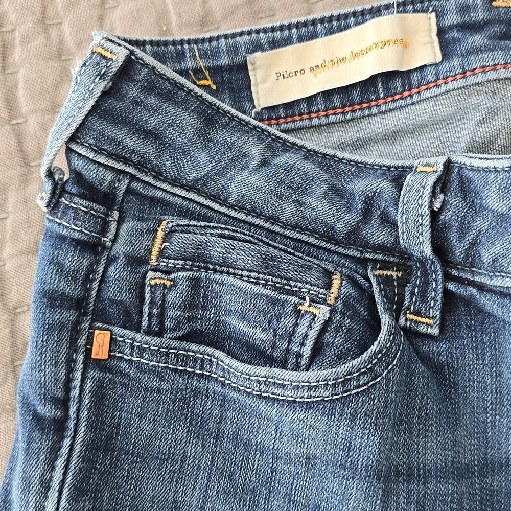 Pilcro and the Letterpress Stet Fit- Skinny Blue Jeans with Subtle Fading - Picture 3 of 13